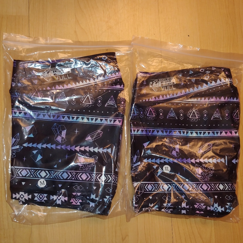 đBeast Worx x Vull Sport Crystals Shorts - Picture 3 of 4